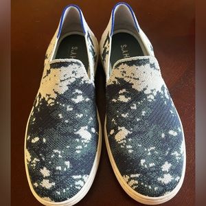 Rothy’s green/blue patterned sneakers- size 8.5